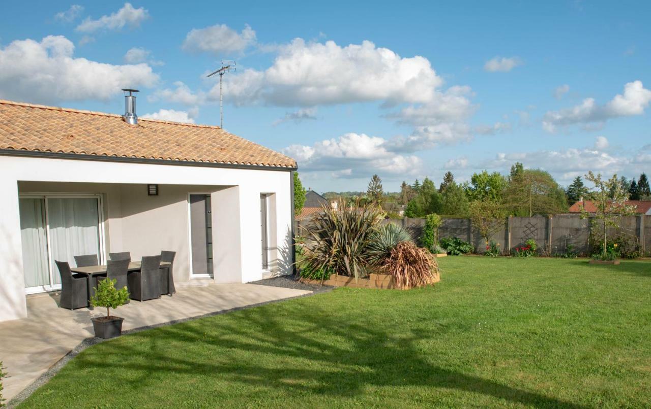 Gite "Le Mesminois" Etablissement Avec Espace Bien-Etre Et Sauna Saint-Mesmin  Exterior foto